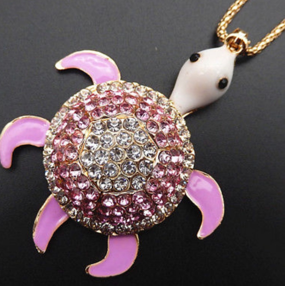 🐢Betsey Johnson NWT pink turtle necklace - Picture 2 of 3